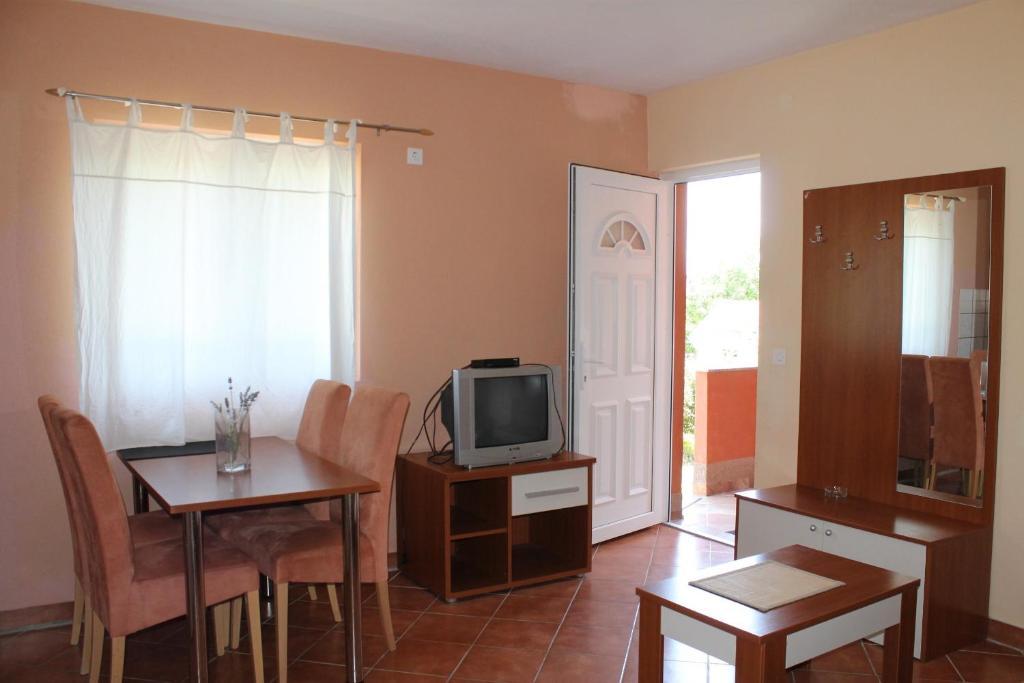 Isabela Appartement Baška